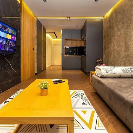 Style And Luxury 10mins Center Appartamento